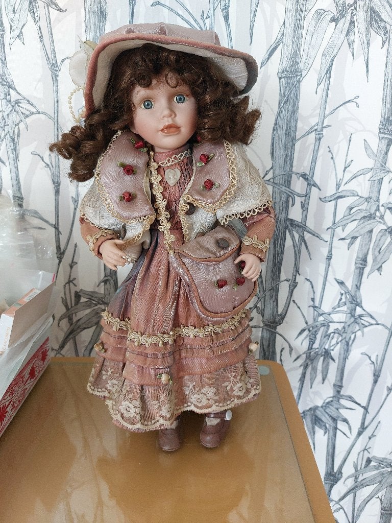 Poupée de collection en porcelaine, Collections, Enlèvement ou Envoi, Utilisé, Poupée