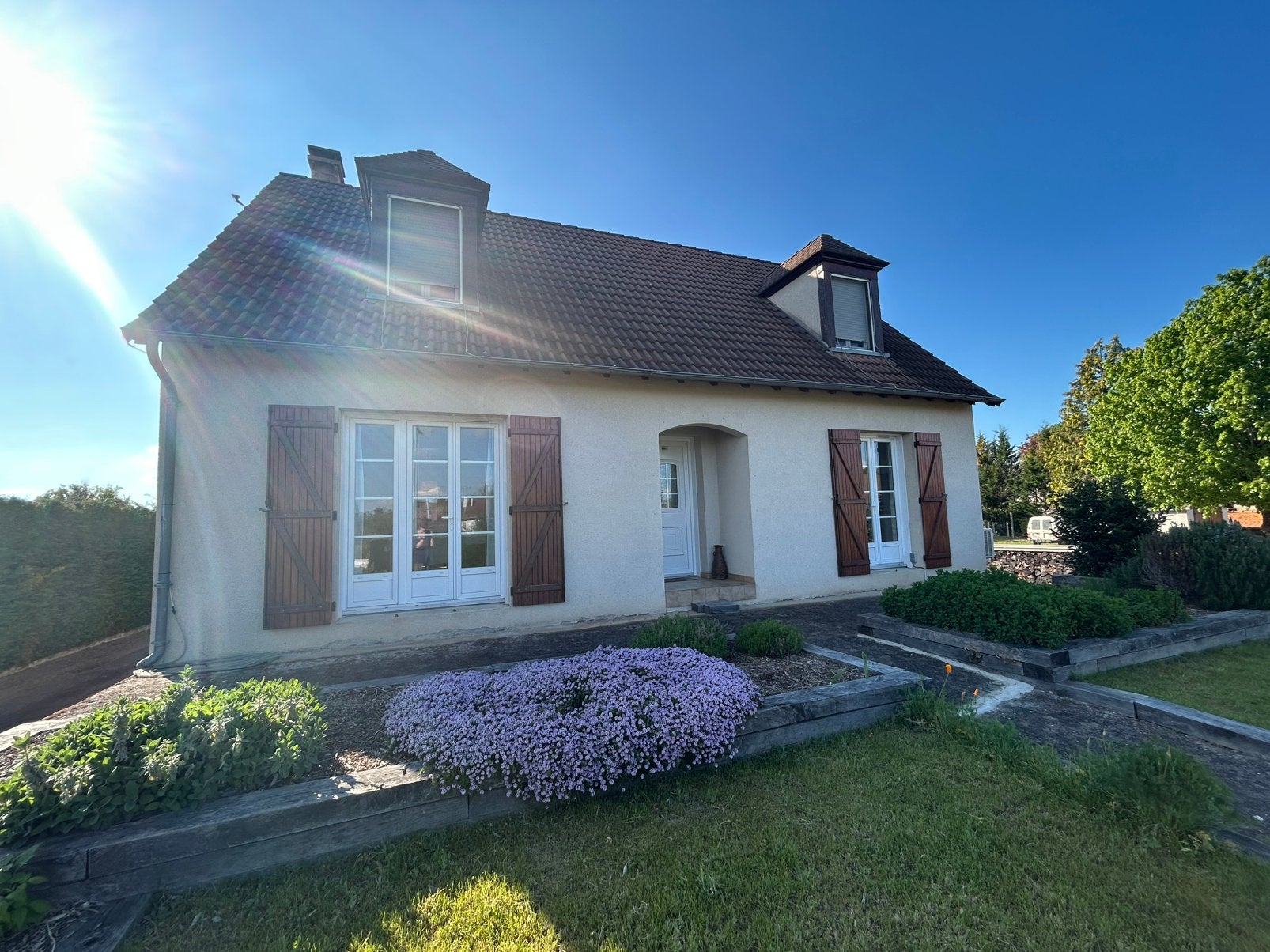 Maison rénovée à vendre en France, Immo, Village, Maison d'habitation, 138 m², 5 pièces