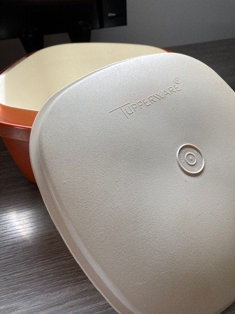 Tupperware warmhoudkom met vergiet, Ophalen