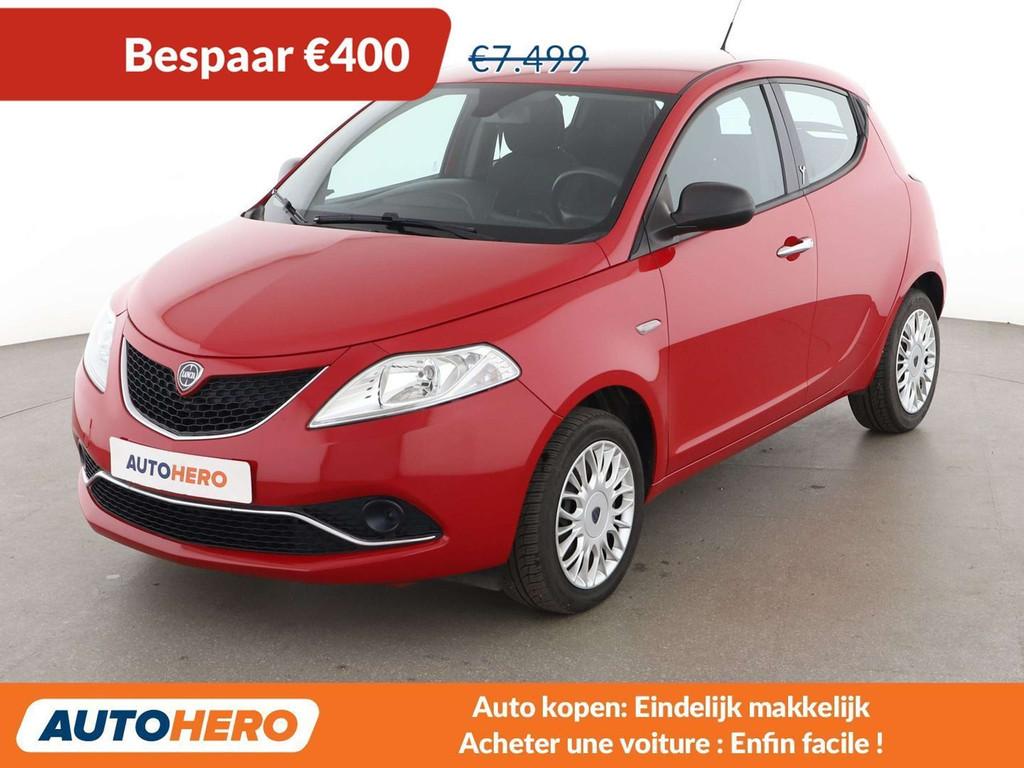 Lancia Ypsilon 1.2 Silver (année de construction 2015), Autos, Lancia, Achat, 69 ch, Boîte manuelle, Noir