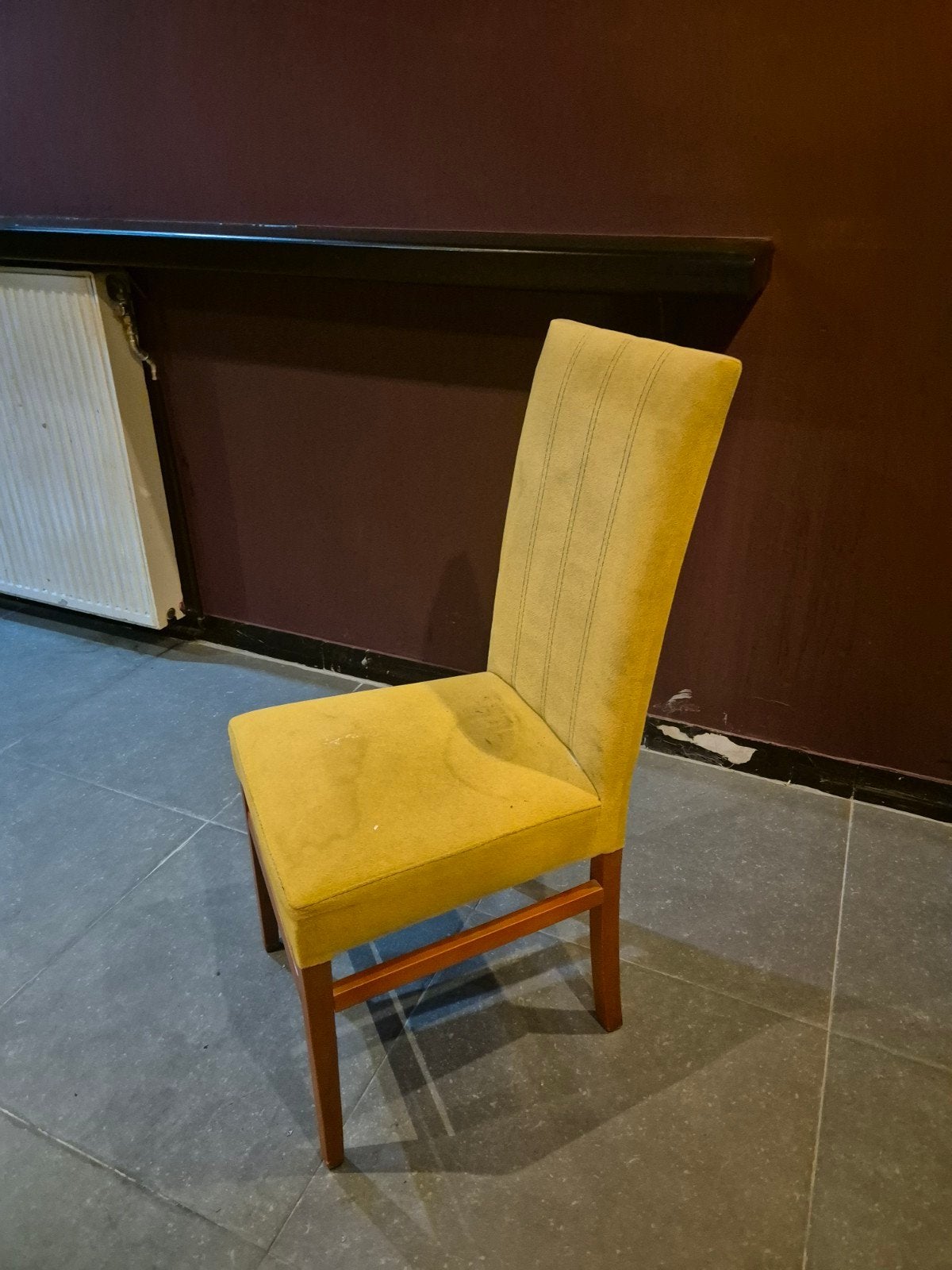 Chaises ,meubles , chaise en velour 16 pieces, Enlèvement