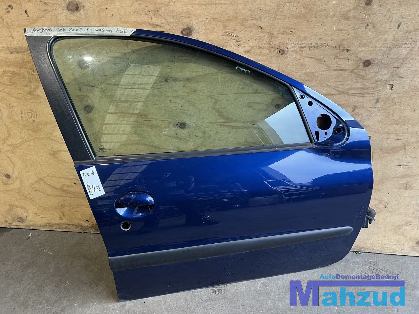 PEUGEOT 206 SW STATION Blauw EGE rechts voor deur, Auto-onderdelen, Taurusavenue 1
2132 LS  Hoofddorp, NL, Gebruikt, Contact.group@renault.com