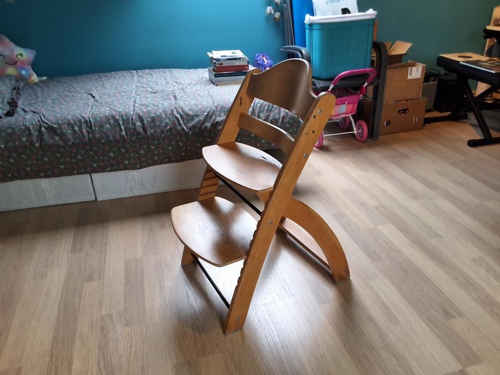 Houten meegroeistoel Stokke Triptrap stijl in goede staat, Kinderen en Baby's, Kinderstoelen, Ophalen, Gebruikt, Meegroeistoel