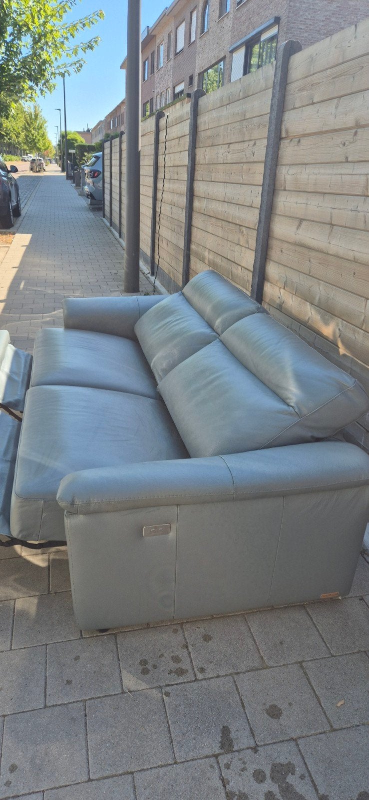 fauteuil inclinable en cuir 2 parties, 200 à 250 cm, Banc droit, Enlèvement, Utilisé