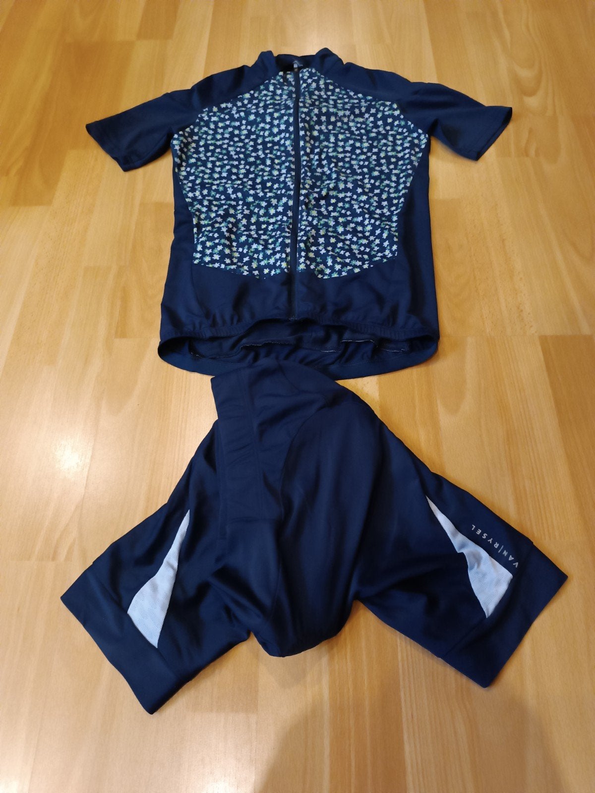 Fietskleding voor dames, Blauw, Van Rysel, Ophalen of Verzenden, Hardlopen of Fietsen