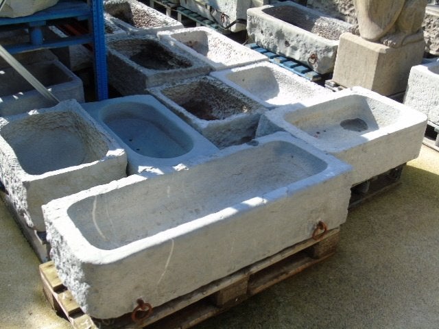 blauwe stenen trog, plantenbak, goede keuze!!, Tuin en Terras, Bloembakken en Plantenbakken, Gebruikt, Steen, Balkon, Tuin, Minder dan 30 cm