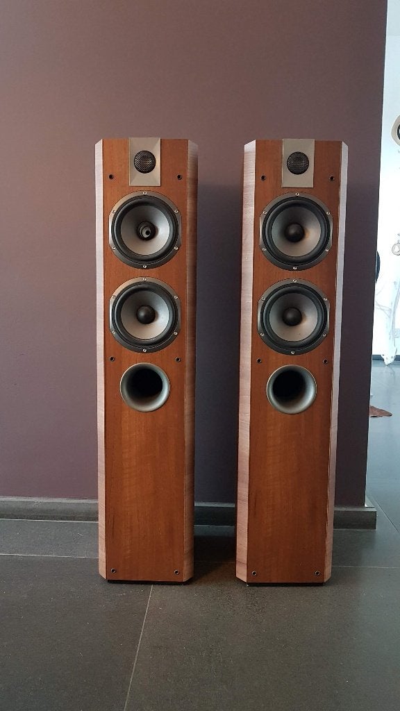 Paire d'enceintes FOCAL Chorus 714, TV, Hi-fi & Vidéo, Enceintes, Utilisé, Enceinte colonne, 120 à 150 watts, Autres marques, Enlèvement
