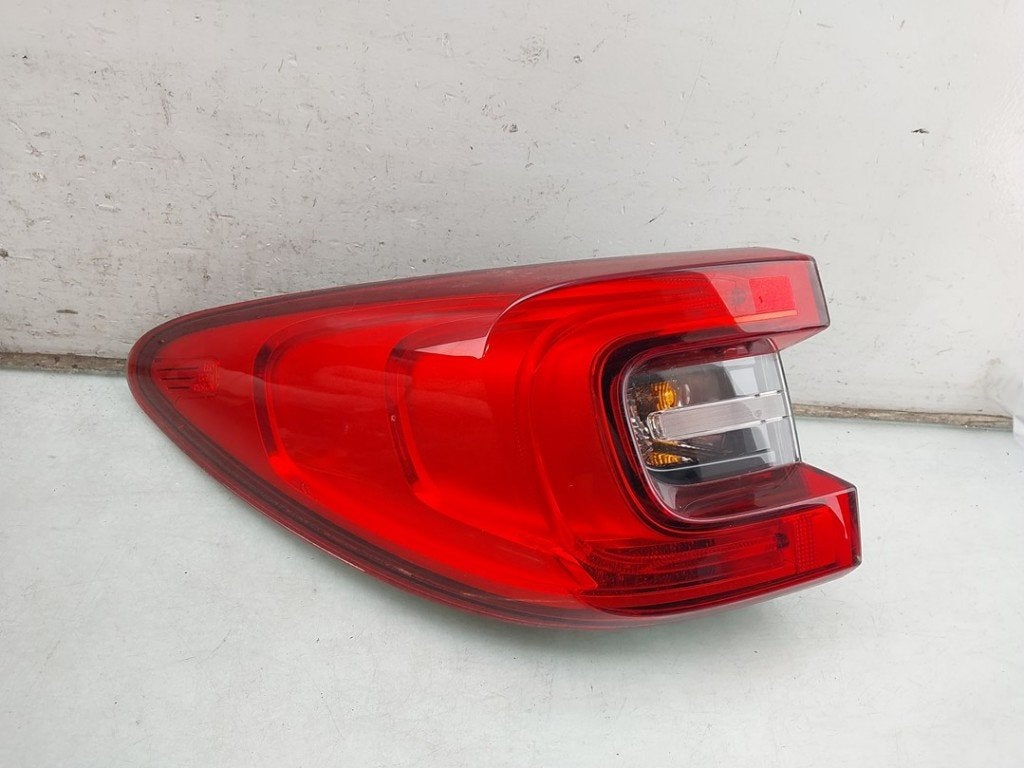 FEU ARRIÈRE GAUCHE Renault Kadjar (RFEH) (|265552478R|), Renault, Valeo, Utilisé, 100, rue de Courcelles
75017  Paris, FR