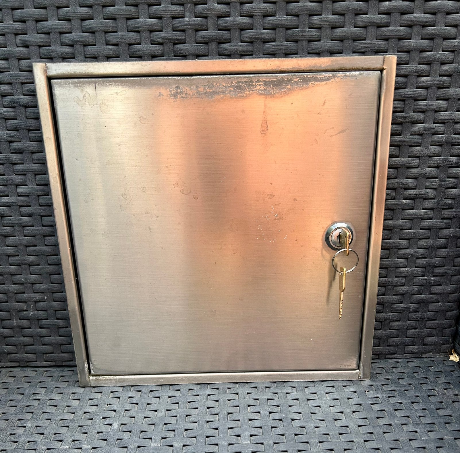 Brievenbusdeur met 2 sleutels, Ophalen, Gebruikt, Aluminium, Brievenbusklep