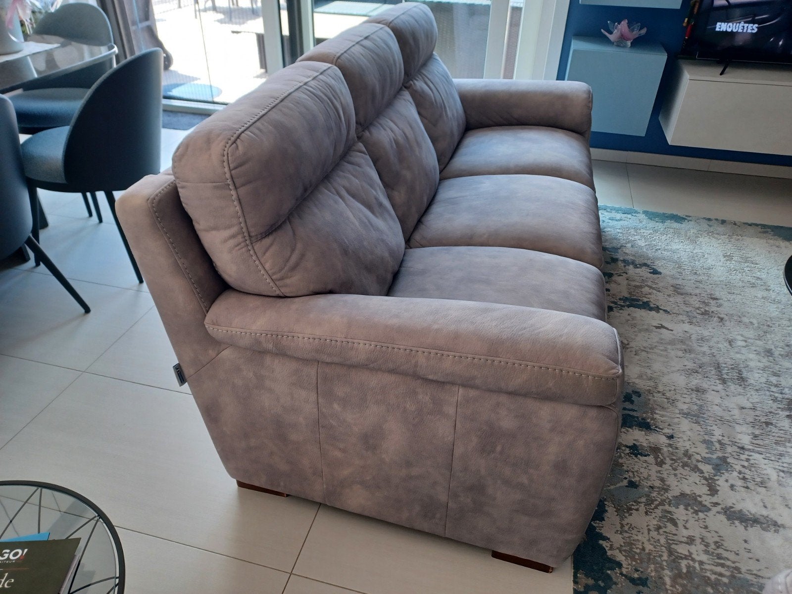 salon 3+2 avec 2 relax de marque centodivani Italia, Enlèvement, Utilisé