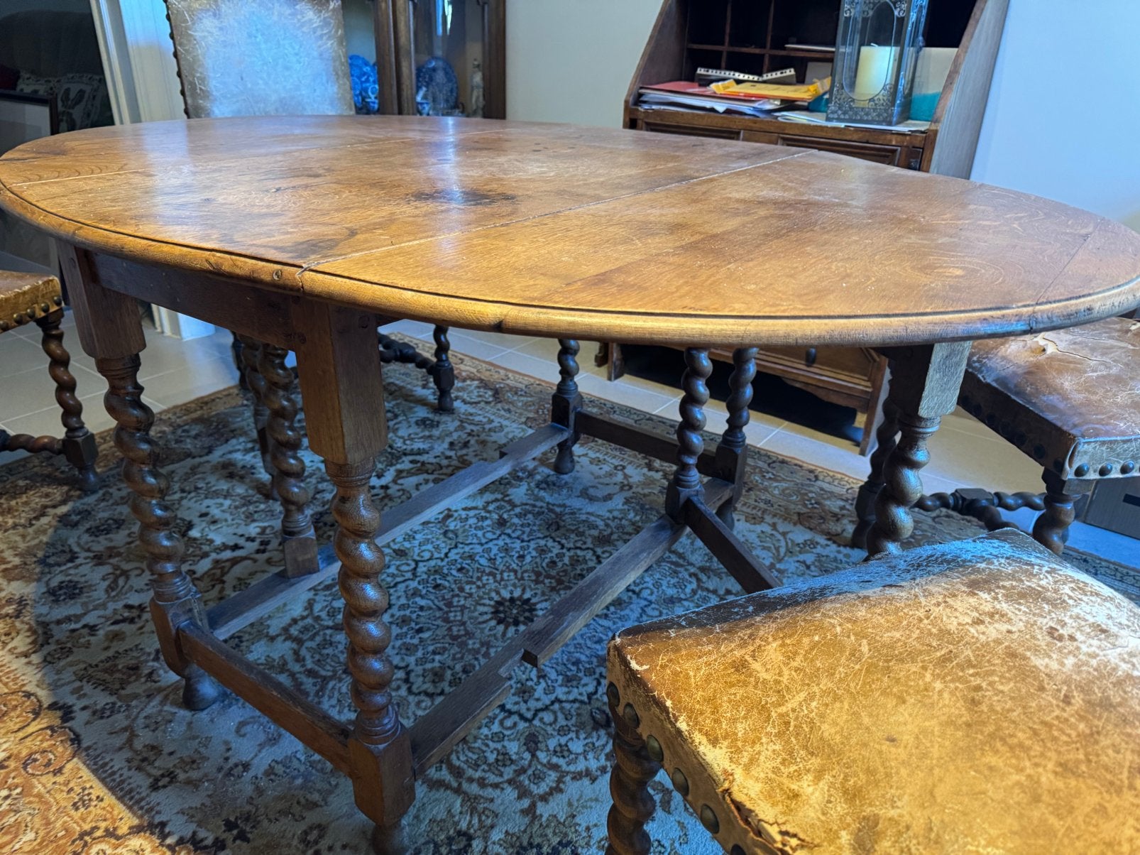 Eiken Engelse ‘Gateleg-tafel’ + 4 kasteel stoelen, Ophalen