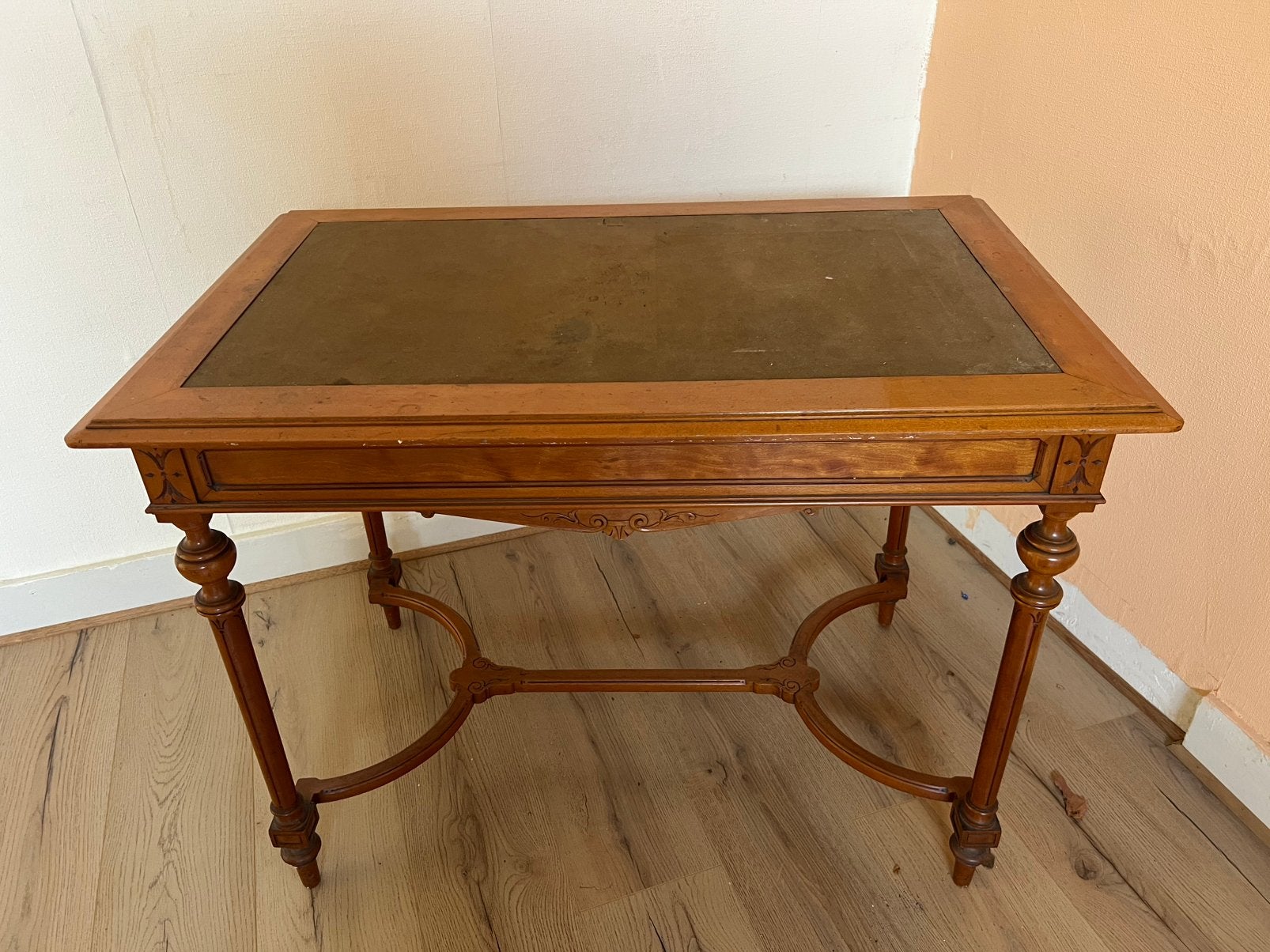 Table style ancien, Antiquités & Art, Enlèvement