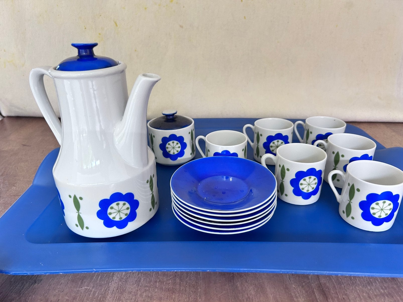 Vintage koffieservies 15-delig, Ophalen