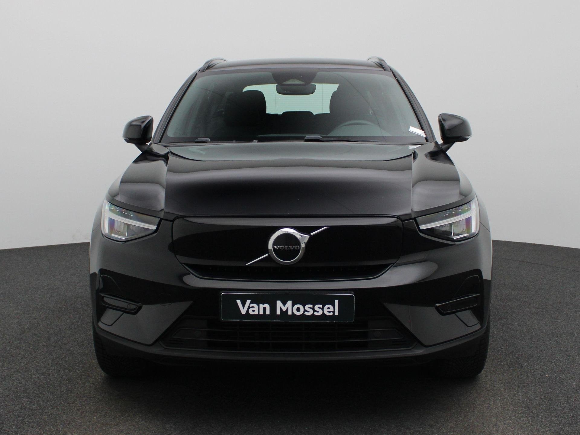 Volvo XC40 Recharge Core (automatique), Autos, Achat, Entreprise, https://public.car-pass.be/vhr/d2190949-fd6e-4e67-9d65-057cf76063c7