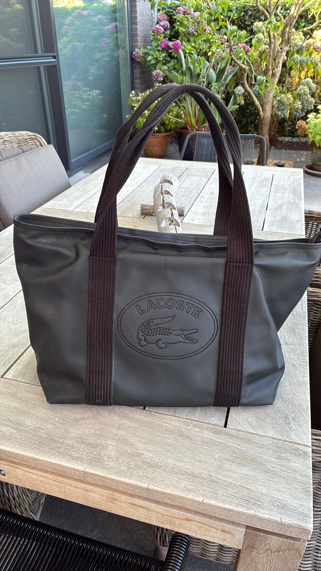 Lacoste bag, Ophalen, Zo goed als nieuw, Zwart