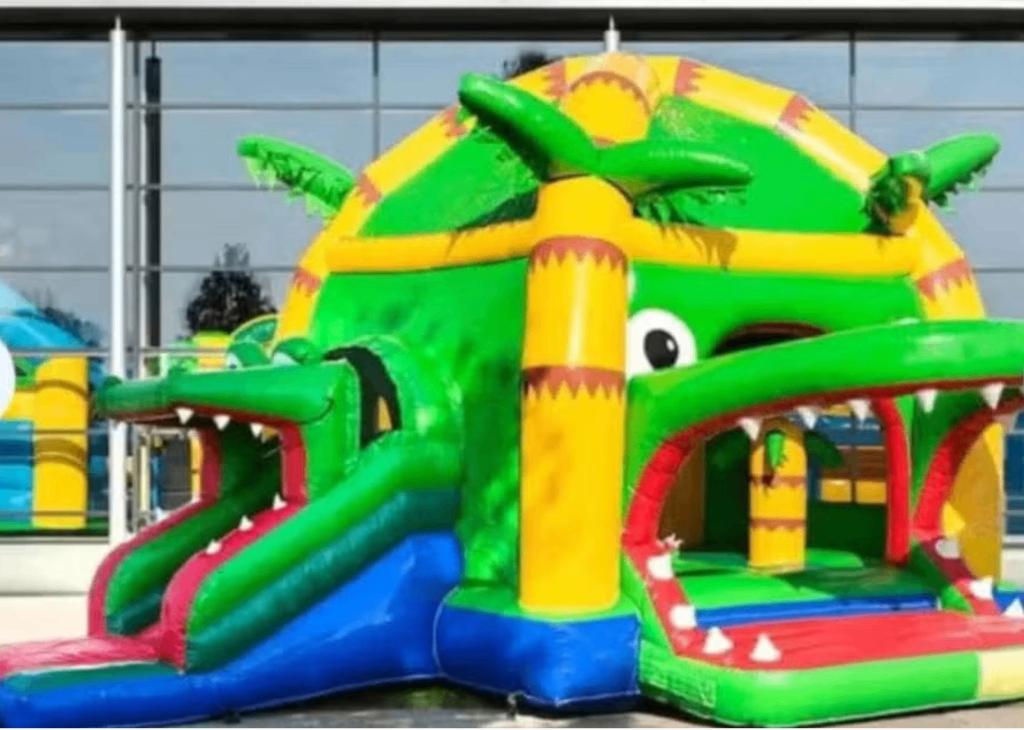 springkasteel multifun Super Krokodil Springkasteel, Hobby en Vrije tijd, Ophalen, Gebruikt