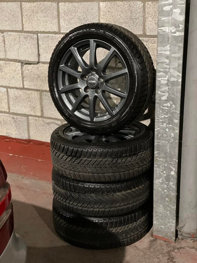 Rial lichtmetalen velgen 16 inch 5X114,3 met winterbanden, Auto-onderdelen, Banden en Velgen, Banden en Velgen, Winterbanden, 16 inch