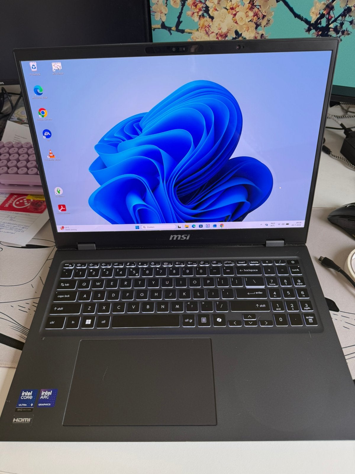 MSI Prestige 16 AI+ EVO, Ophalen, Zo goed als nieuw