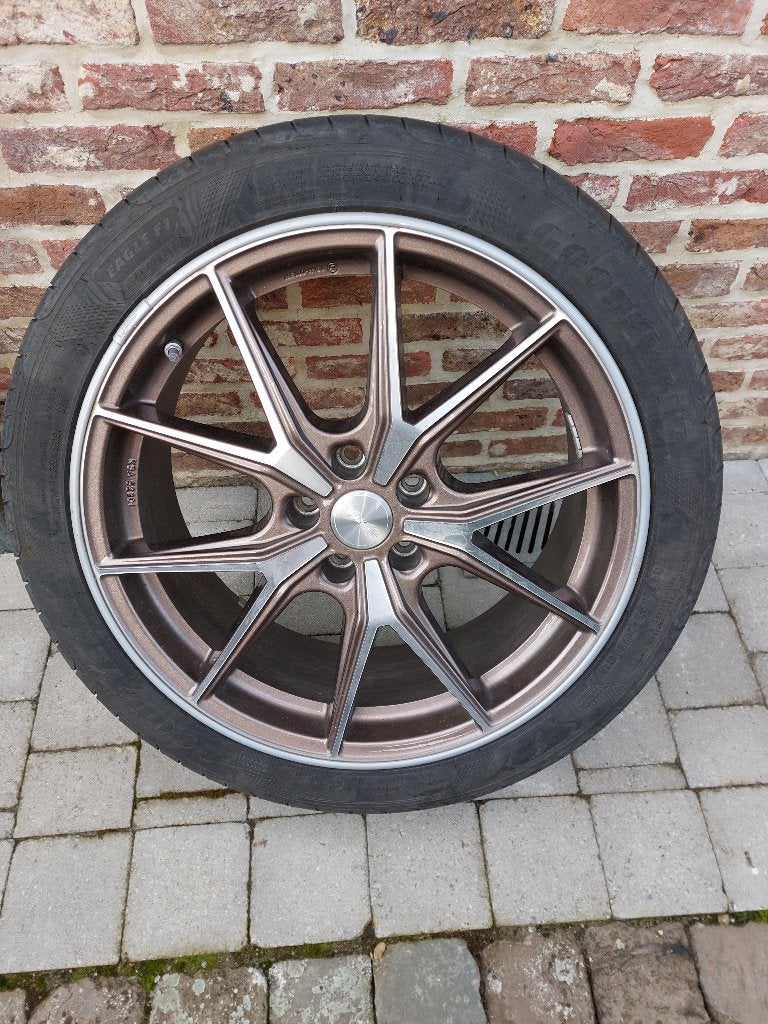 Winterwielen 19 " voor Cupra  Born en VW ID3, Autos : Pièces & Accessoires, Pneus et Jantes, Pneus hiver, Véhicule de tourisme