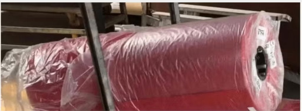 tapijt rode loper 50 m2 nieuw, Ophalen, Rood