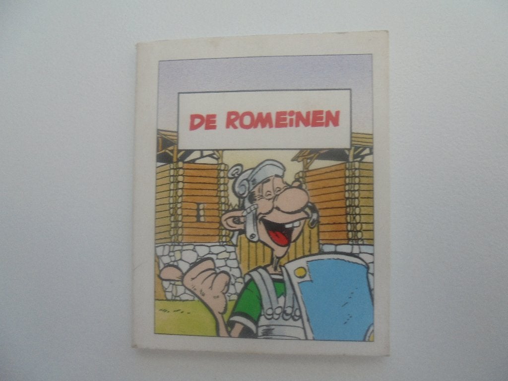 de romeinen-mini boekje van nutella, Verzamelen, Stripfiguren, Ophalen of Verzenden, Asterix en Obelix, Zo goed als nieuw, Boek of Spel
