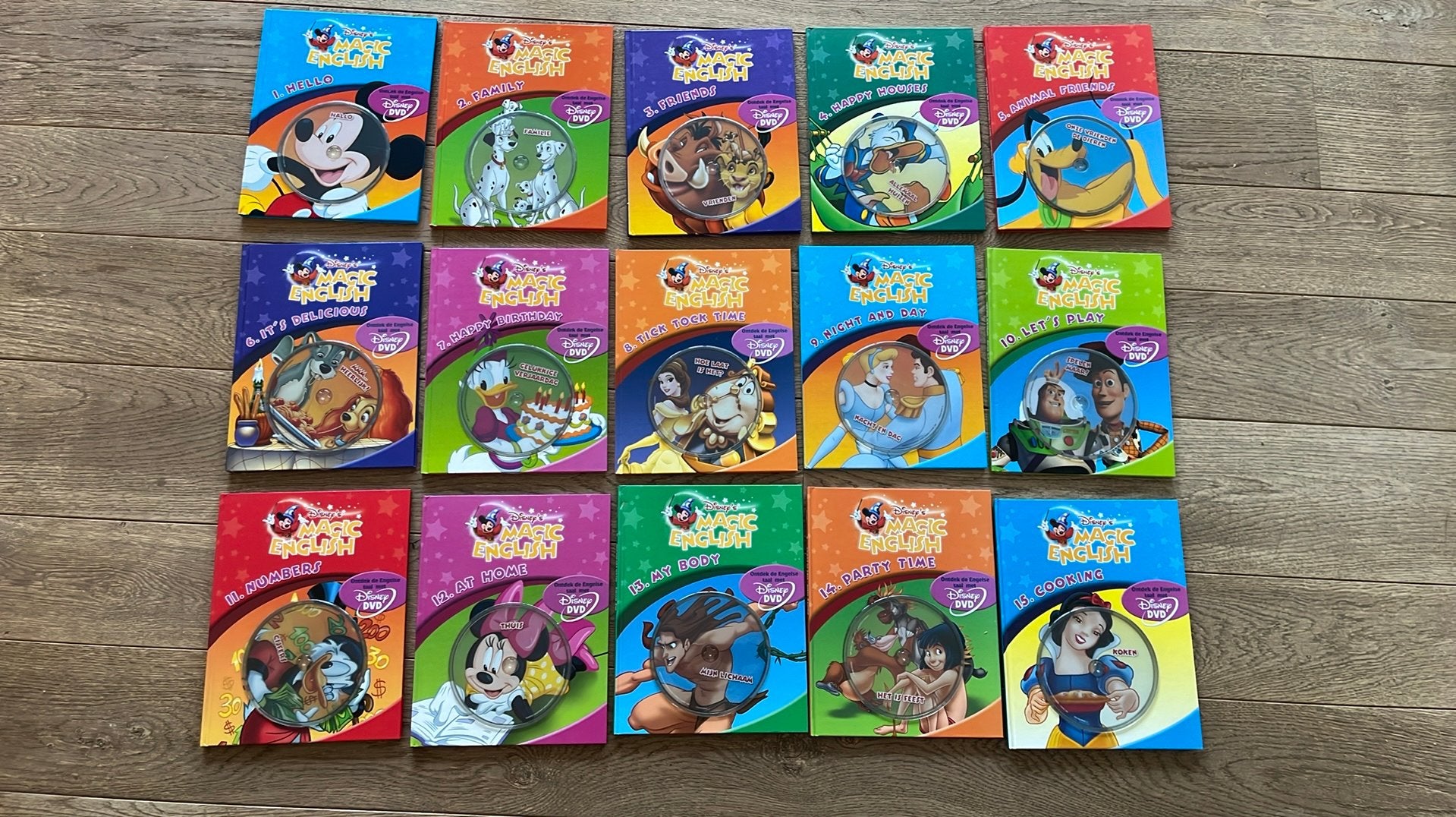 Disney’s Magic English boeken met dvd’s, Livres, Livres pour enfants | Jeunesse | 10 à 12 ans, Enlèvement, Comme neuf