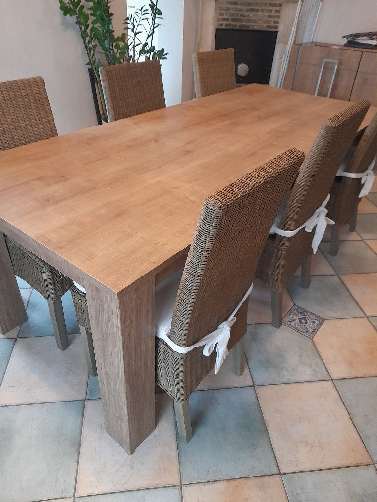 eettafel en 6 rieten stoelen, Maison & Meubles, Landelijk, Enlèvement, Utilisé, 50 à 100 cm