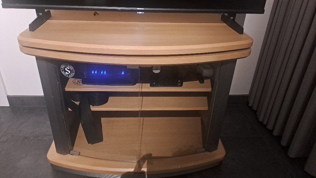 Tv kast, Ophalen, Gebruikt, 50 tot 100 cm, Minder dan 100 cm