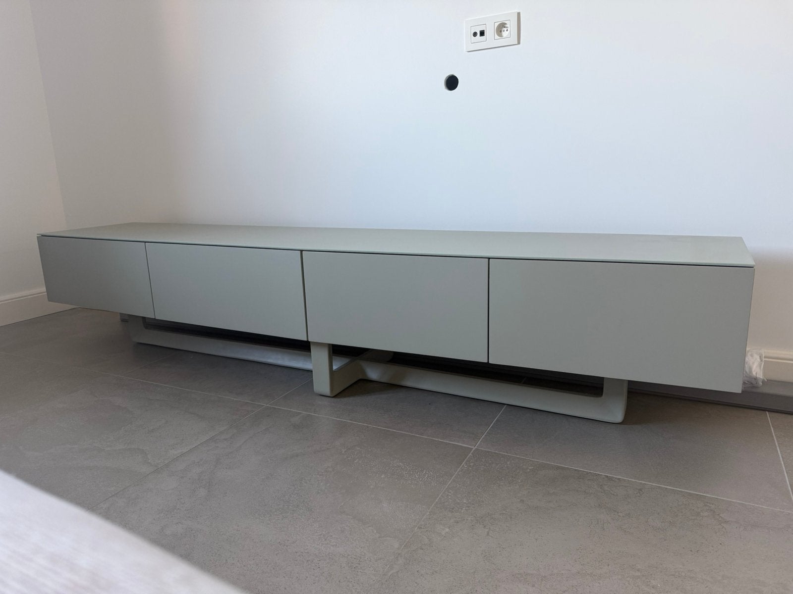 TV meubel/kast modern mat gelakt/glas, Huis en Inrichting, Ophalen, Zo goed als nieuw, Glas, Modern