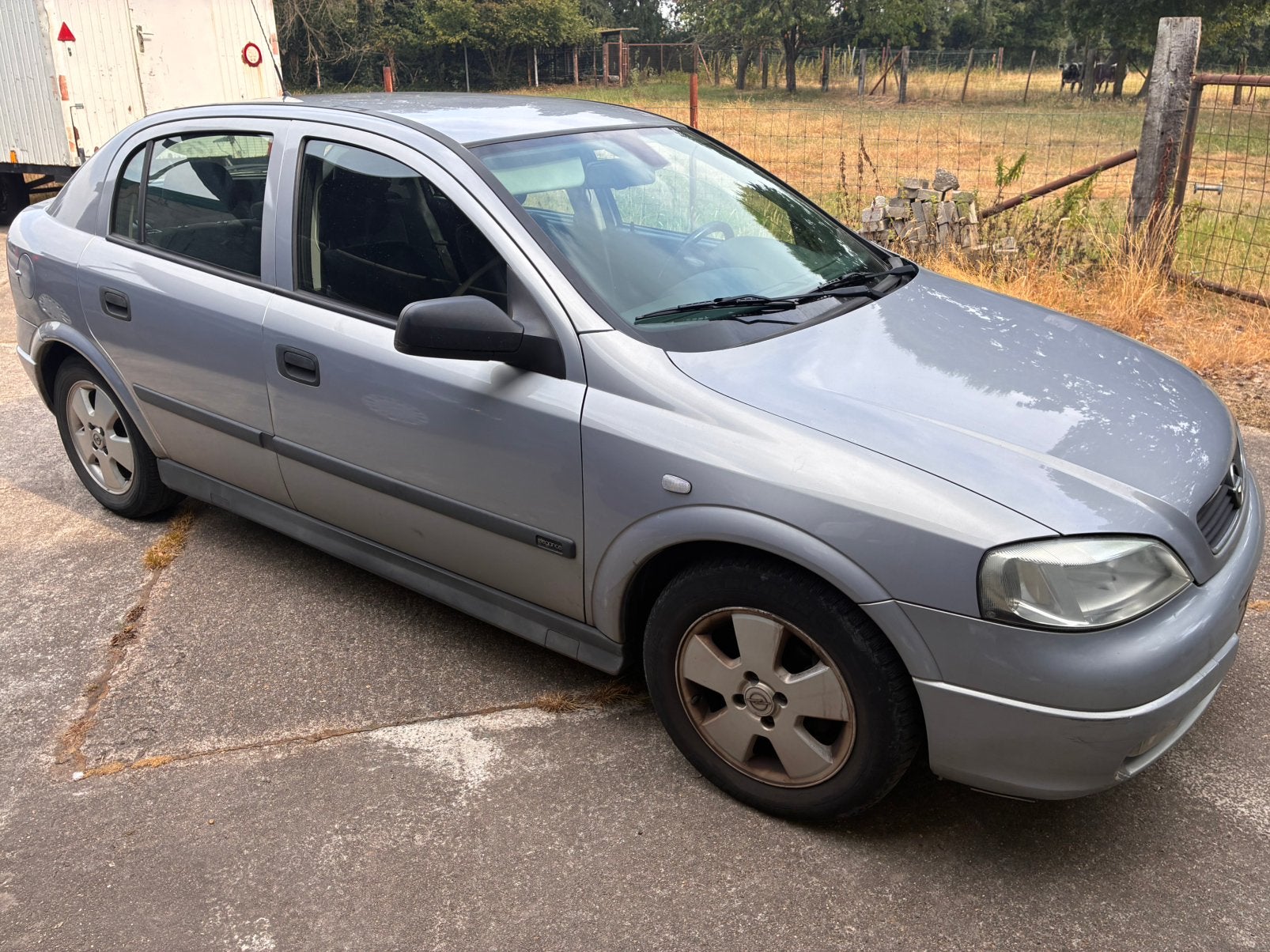 L'Opel Astra 1.6i a été approuvée pour la vente, Autos, Entreprise, Boîte manuelle, 5 places, https://public.car-pass.be/vhr/b4e5f5bd-27c9-492a-b78d-a54ec705ba2f