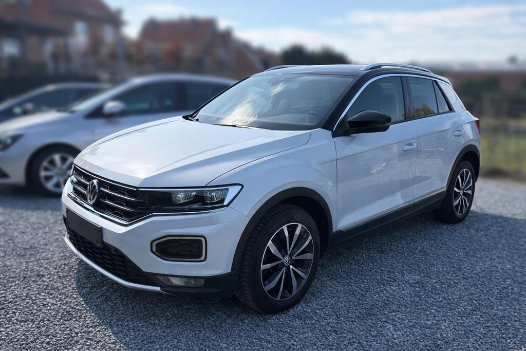 VOLKSWAGEN T-Roc, OPTION COMPLÈTE, 2 TONS, ACC, PARFAIT ÉTAT, Achat, Euro 6, Entreprise, Boîte manuelle