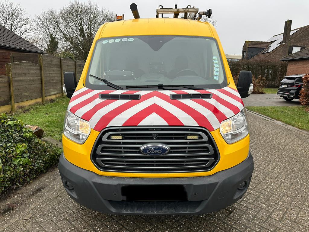 Ford Transit L2H2, Auto's, Bestelwagens en Lichte vracht, 1995 cc, Euro 6, 5 deurs, 2 zetels