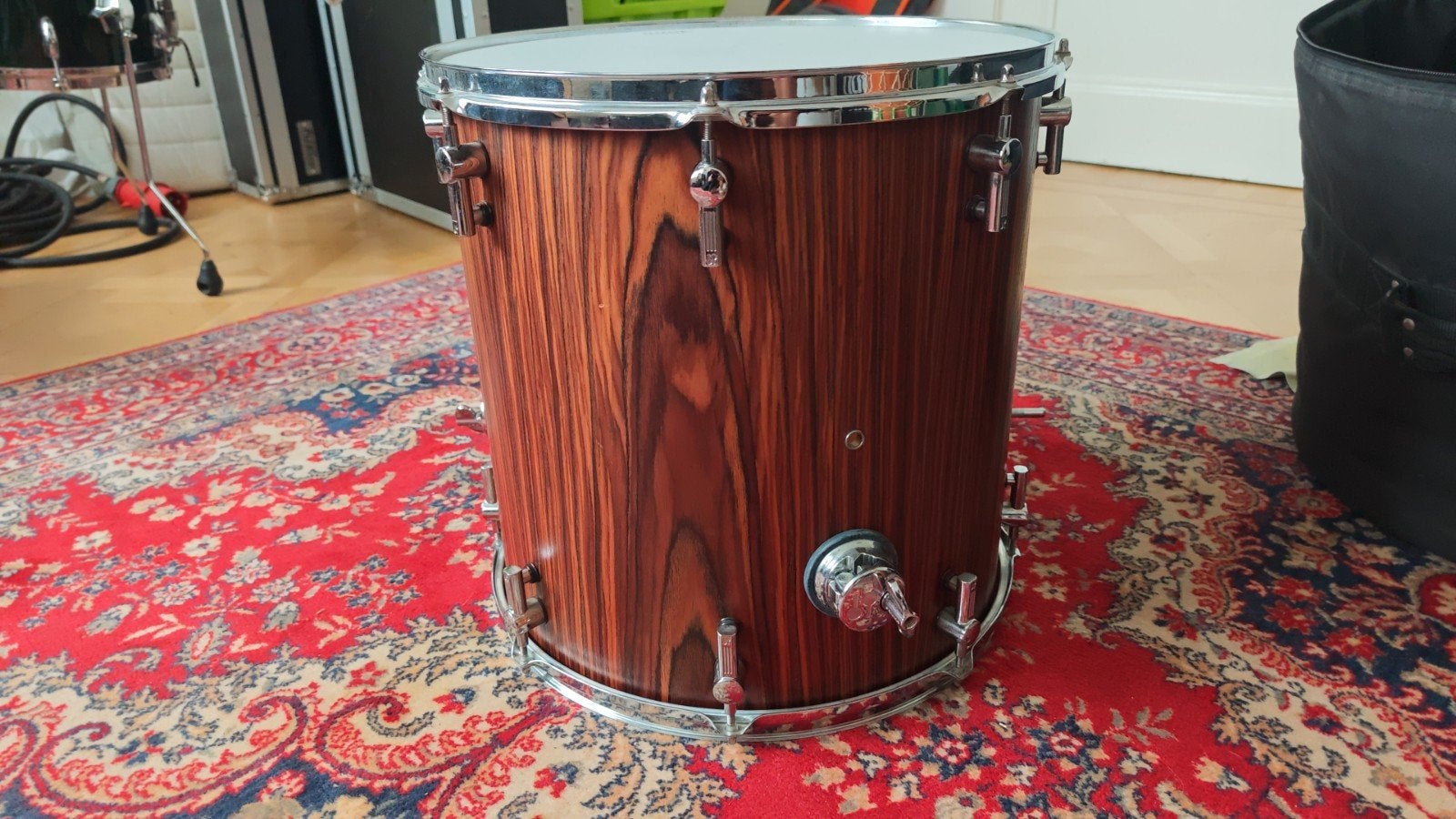 Floor Tom Sonor S-Classix 16” en finition Makassar, Musique & Instruments, Enlèvement