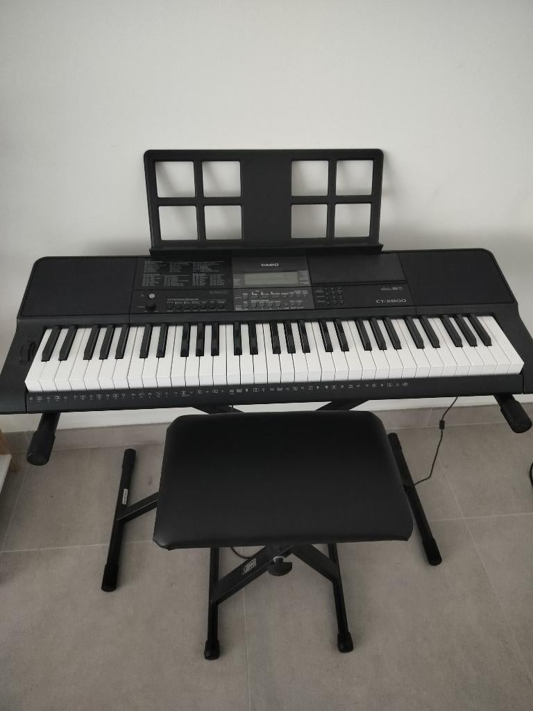 Casio CT-X800 + statief + stoeltje + partituurhouder, Enlèvement, Casio