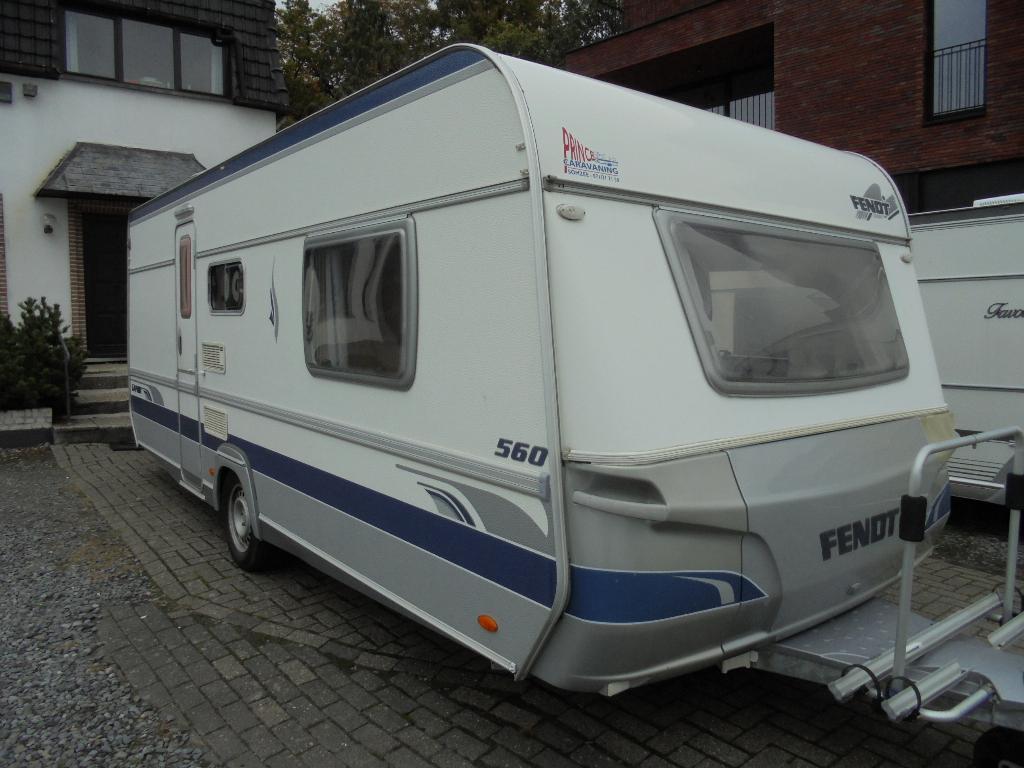 Fendt Saphir 560, 4/2009, 6 bedden,zonnepaneel, voortent, Caravans en Kamperen, Caravans, Particulier, tot en met 6, 1250 - 1500 kg