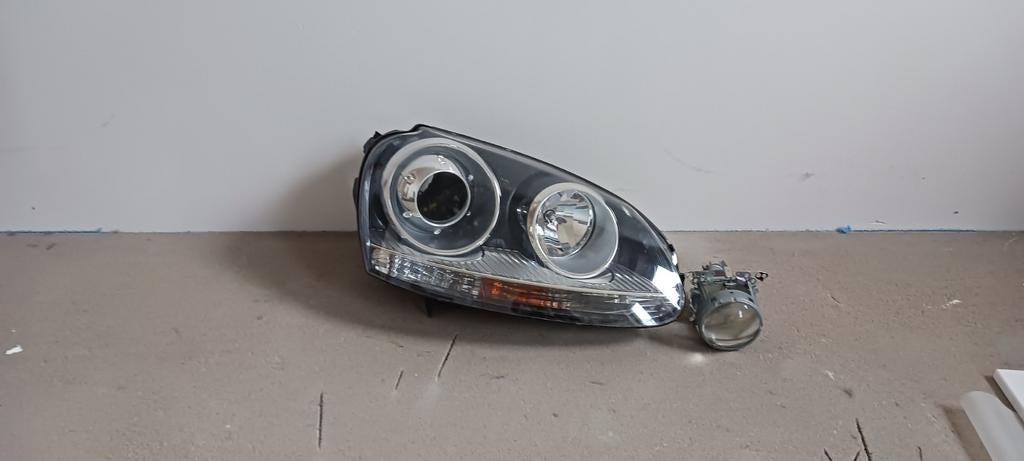 Te koop xeon look rechterkant koplamp golf 5, Ophalen, Gebruikt, Volkswagen