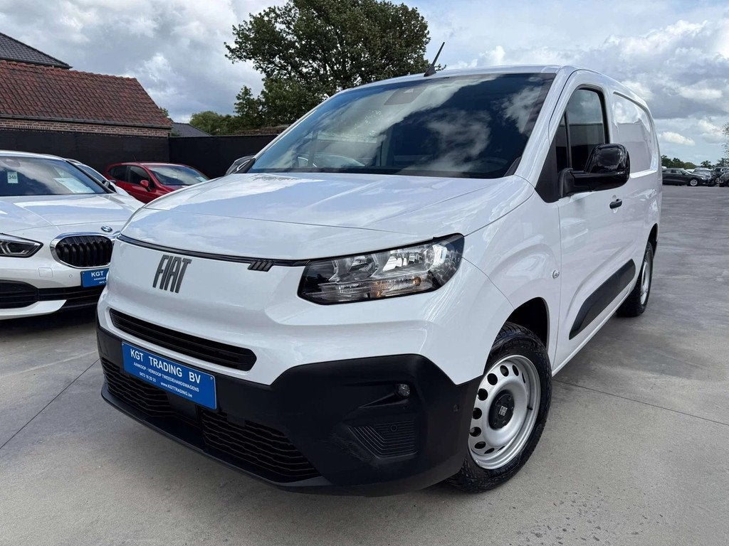Fiat Doblò 1.5 BLUEHDI L2 3 ZIT NAVIGATIE CAMERA DODE HOEK, 75 kW, Stof, Gebruikt, Zwart