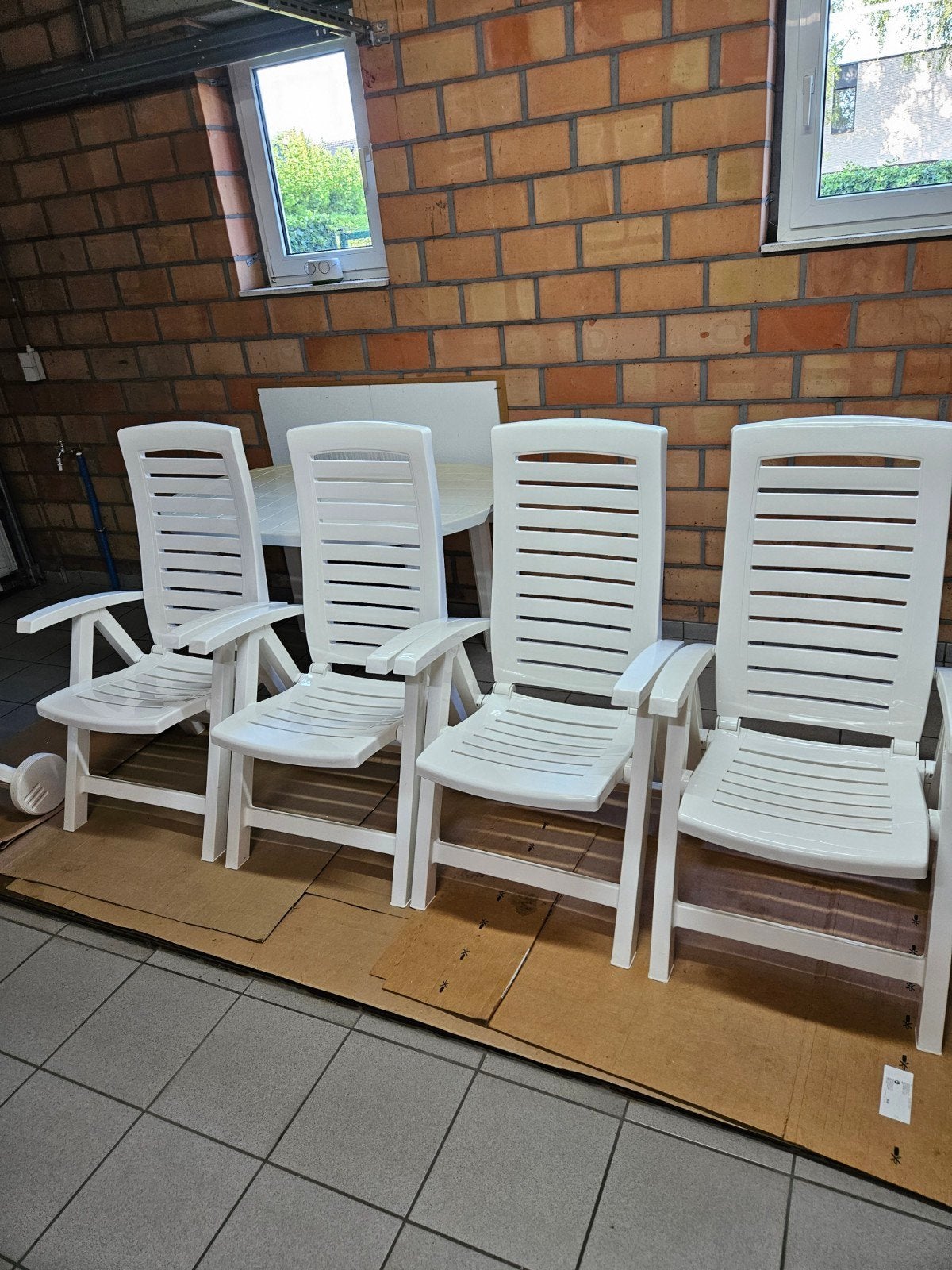 Hartman tuinstoelen, ligzetels en tafel, Ophalen, Gebruikt, Kunststof, Verstelbaar
