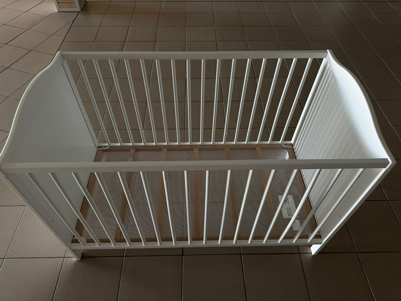 Nieuw babybedje ikea, Huis en Inrichting, Ophalen, Zo goed als nieuw