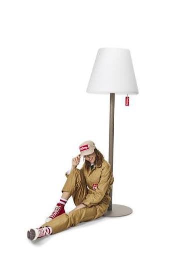 Staanlamp Edison The Giant taupe toonzaalmodel, nieuwe staat, Tuin en Terras, Buitenverlichting, Zo goed als nieuw, Ophalen