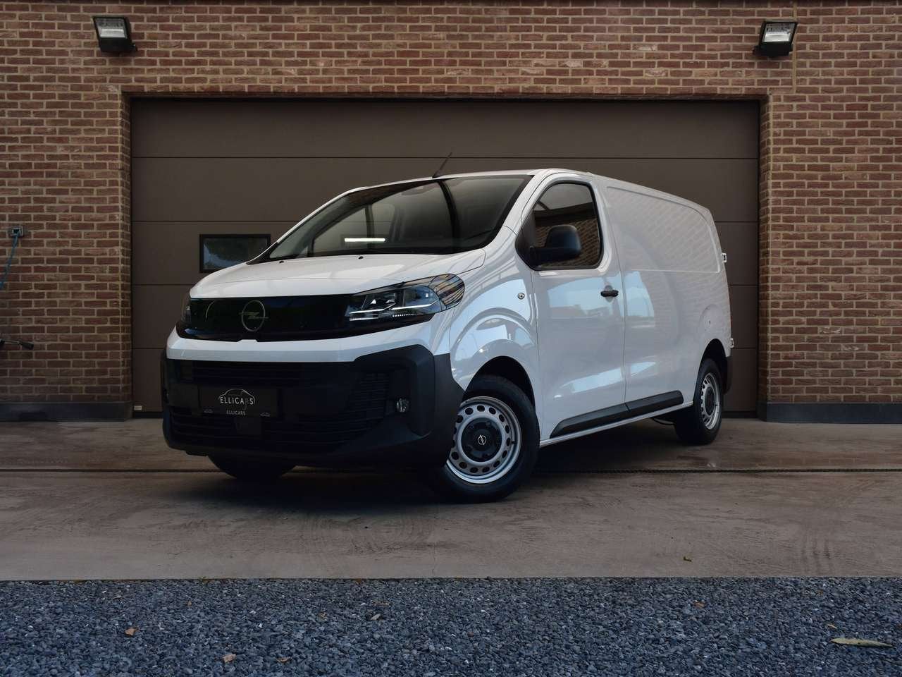 Opel Vivaro 2.0 TD L2H1 3 ZIT / CARPLAY / CAMERA / GPS / DA, Auto's, Voorwielaandrijving, USB, Zwart, 144 pk