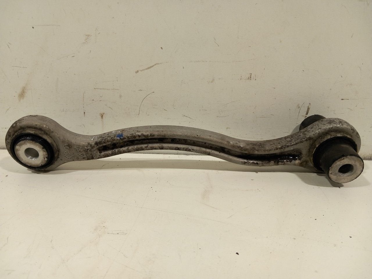 Draagarm rechts achter Mercedes-Benz C-Klasse, Onderdelen@venauto.nl, Van der Ven Autorecycling B.V., Ettenseweg 76, 4706 PB Roosendaal, The Netherlands