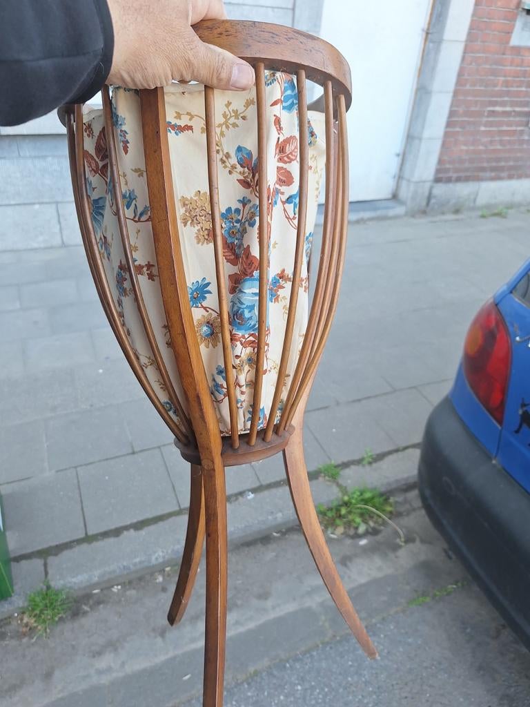 Corbeille travailleuse bois ancienne, Enlèvement ou Envoi