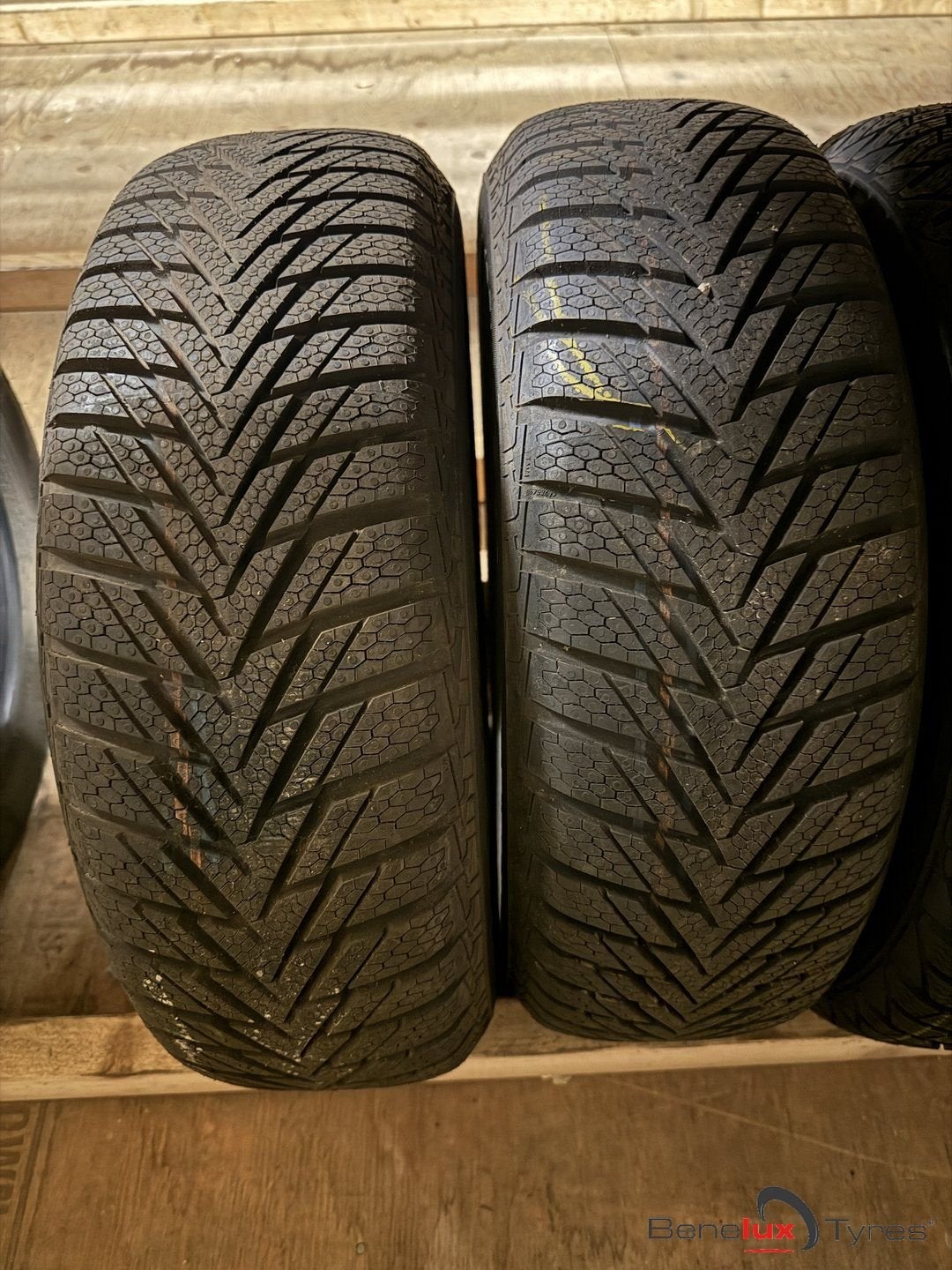 new snow 185/65R14 Continental 185/65 R14 185/65/14 1856514, Auto-onderdelen, 14 inch, -, -, Nieuw