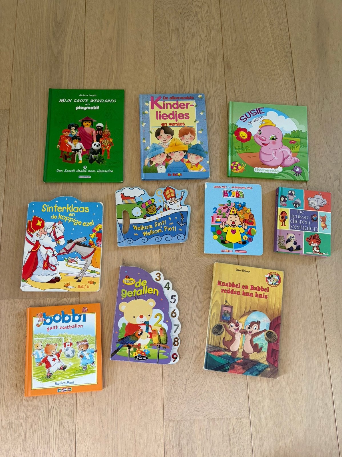 Boekjes uit te kiezen, Ophalen of Verzenden, Zo goed als nieuw, 2 tot 3 jaar