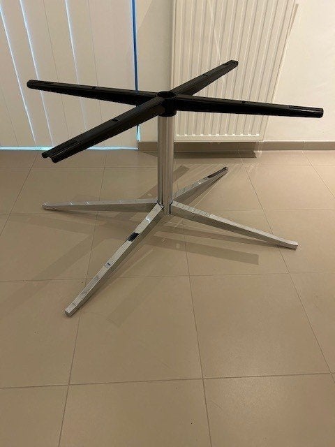 Pied de table Knoll, 100 à 150 cm, 100 à 150 cm, Enlèvement, Utilisé