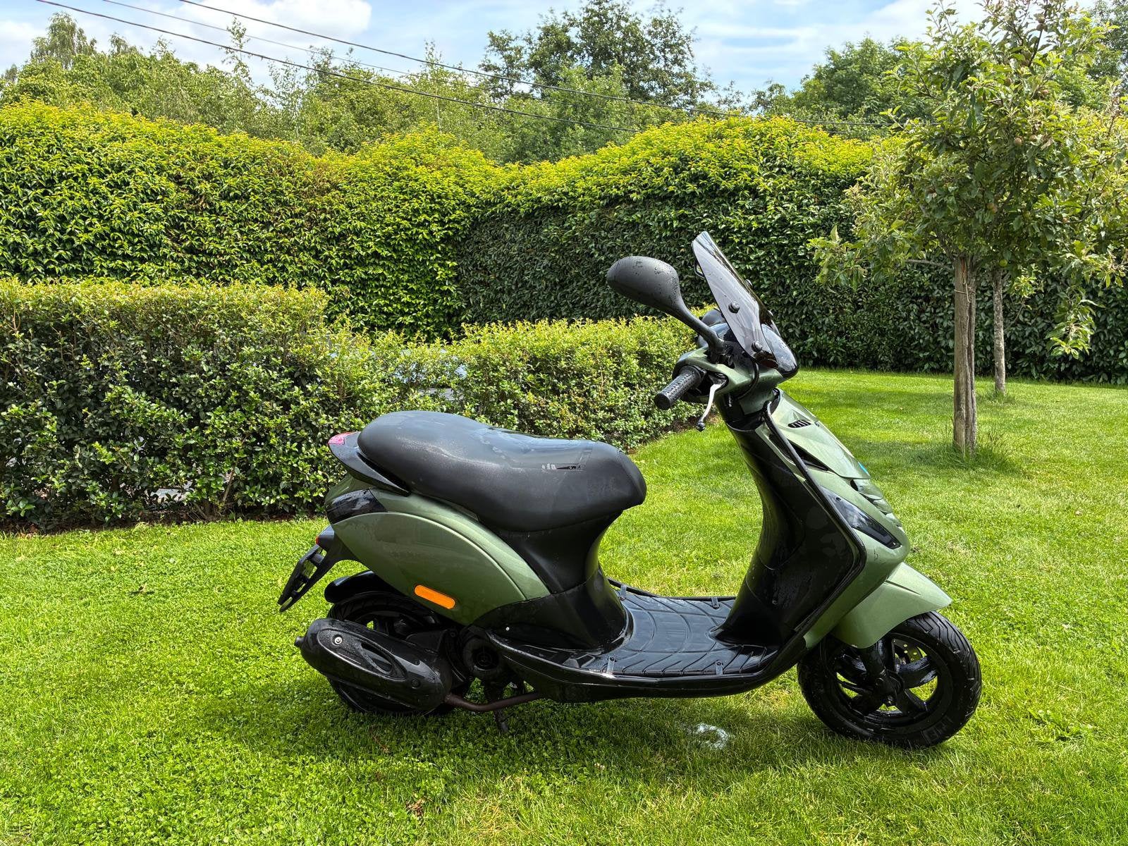 Piaggio ZIP 4takt c25 Mat Huracan Groen, Ophalen, Gebruikt, Zip, Klasse A (25 km/u)