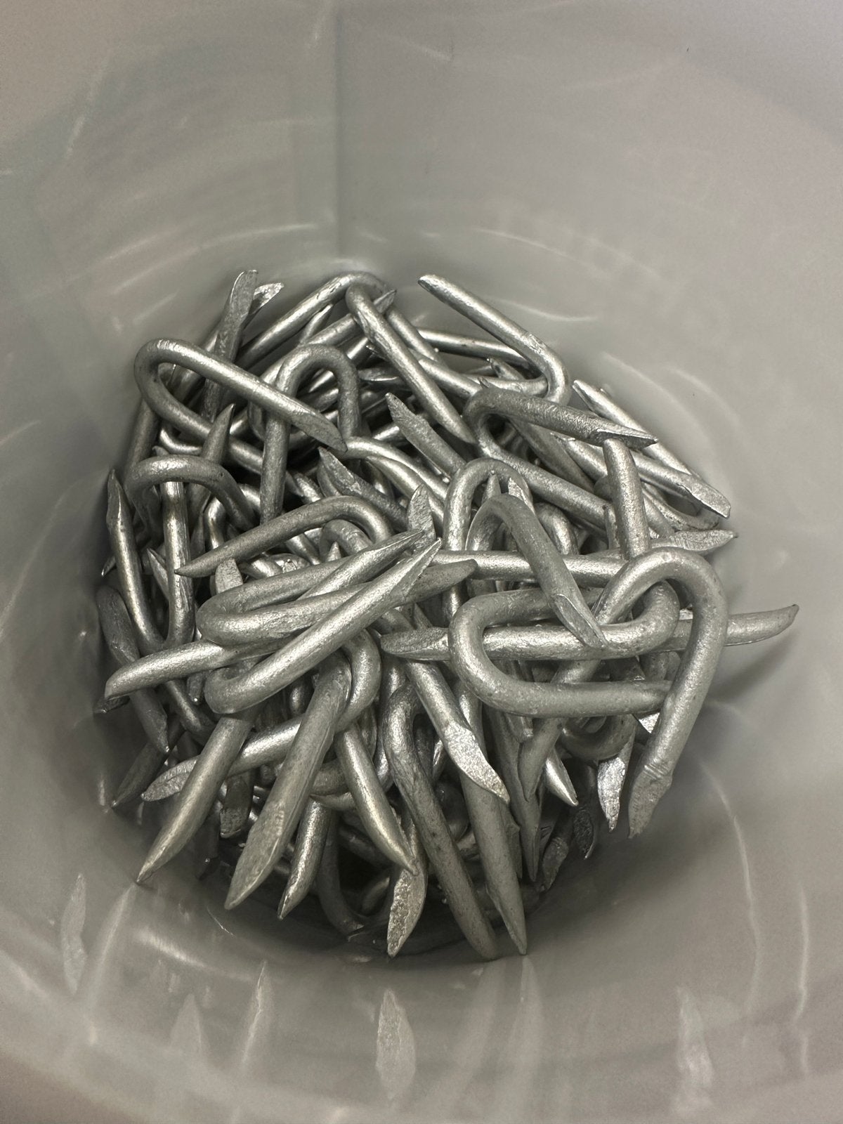 1 kilo krammen, draadkrammen, verzinkt, 3,8  x 35 mm (200), Handtassen en Accessoires, Bedels, Ophalen, Nieuw