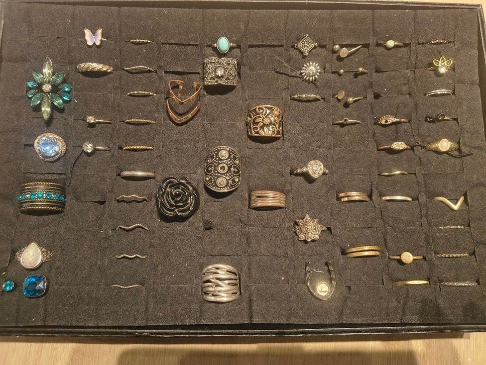 Prachtige collectie ringen – vintage, boho & trendy – div, Handtassen en Accessoires, Overige materialen, Overige kleuren, Nieuw