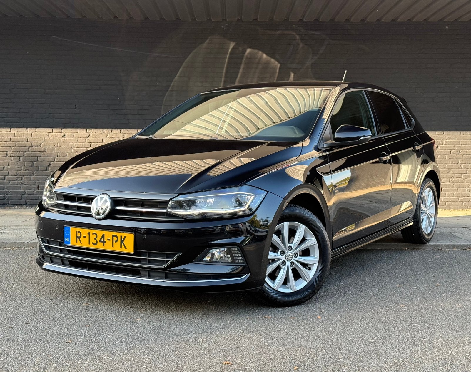 Volkswagen Polo 1.0 TSI R-Line | 7 DSG AUTOMAAT | 2018 |, Autos, Achat, Automatique, Particulier, Régulateur de distance